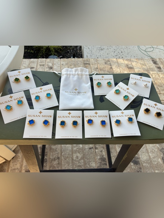 Susan Shaw Jewelry - Susan Shaw Charlotte Stud Earrings!